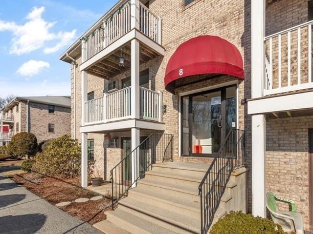 Condo for sale in Billerica, Massachusetts