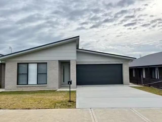 House for rent in Moore Creek, New South Wales