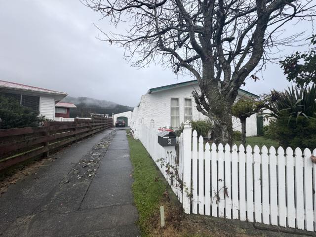 Apartment for rent in Days Bay, Wellington