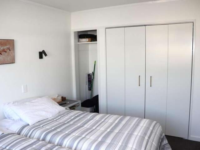 Townhouse for sale in Otakou