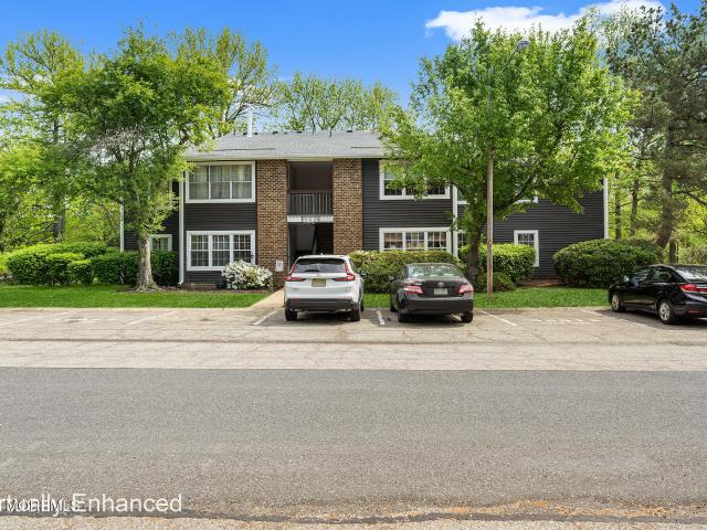 Condo for sale in North Brunswick, New Jersey
