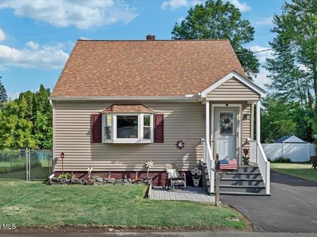 House for sale in Rensselaer, New York