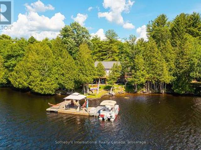 House for sale in Ontario
