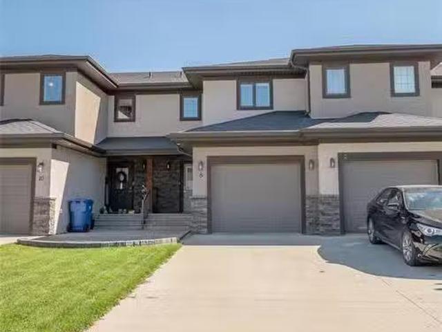 House for sale in Niverville, Manitoba