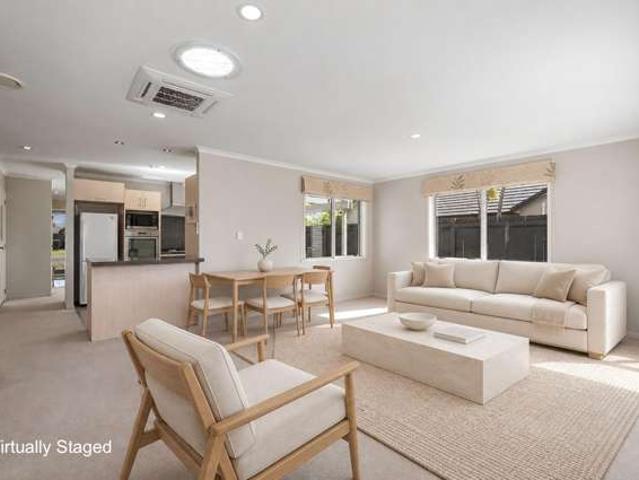 House for sale in Pyes Pa, Greerton