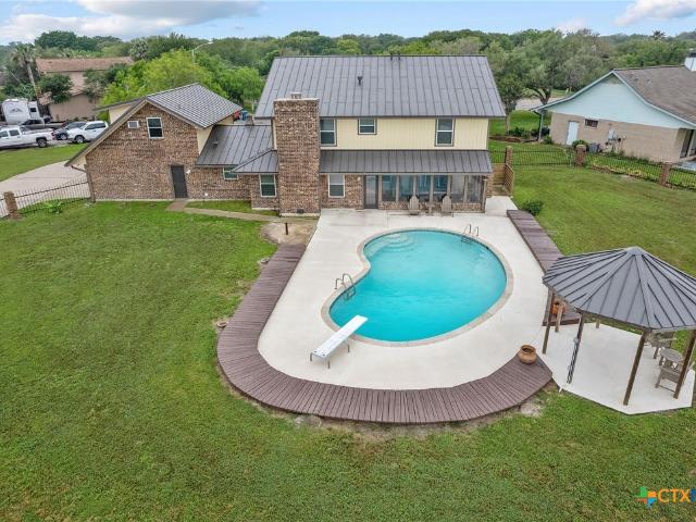House for sale in Brookhollow Estates, Port Lavaca