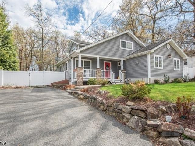House for sale in Glasser, New Jersey