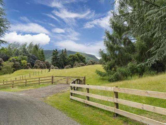 Property for sale in Acacia Bay, Waikato