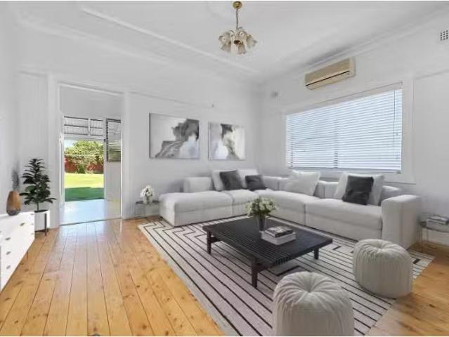 House for rent in Eastlakes