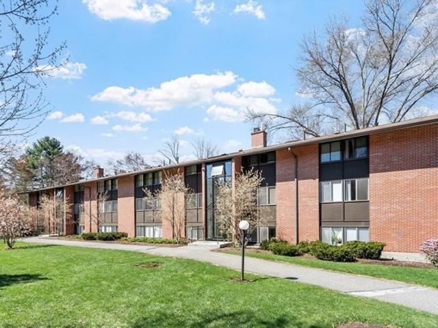 Condo for sale in Andover, Massachusetts