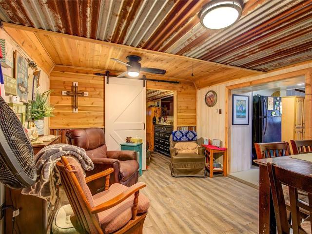House for sale in Yantis