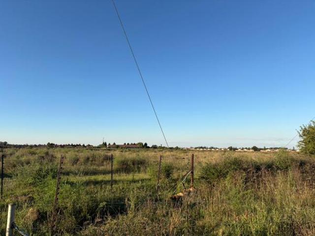 Land for sale in Dr Kenneth Kaunda, North West