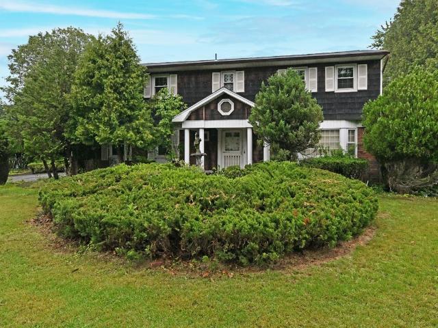 House for sale in Monsey