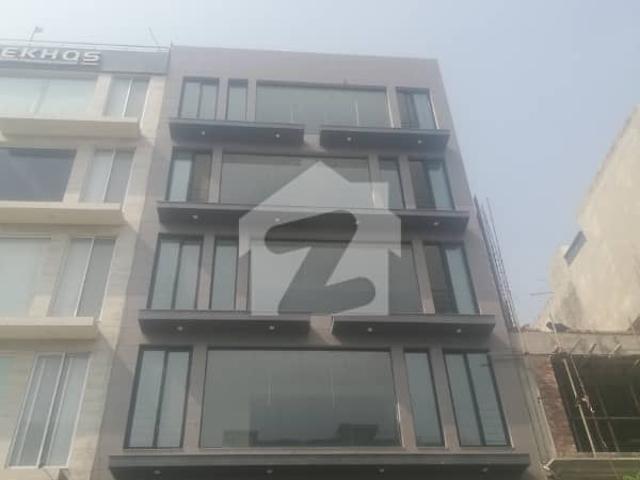 Building for rent in لاہور, لاہور ڈویژن