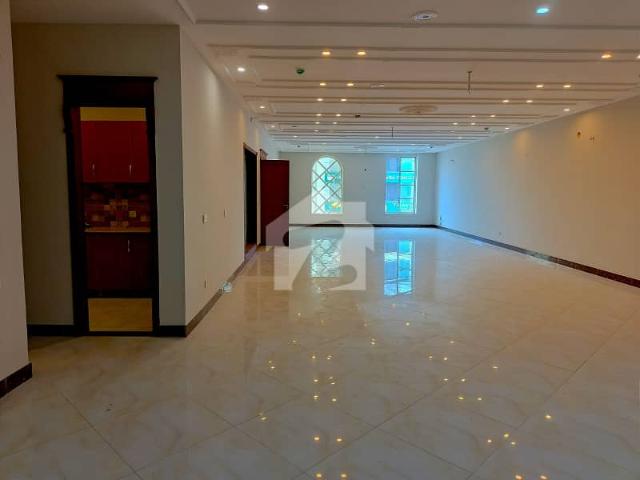 Office for rent in Rawalpindi, Islamabad Capital Territory