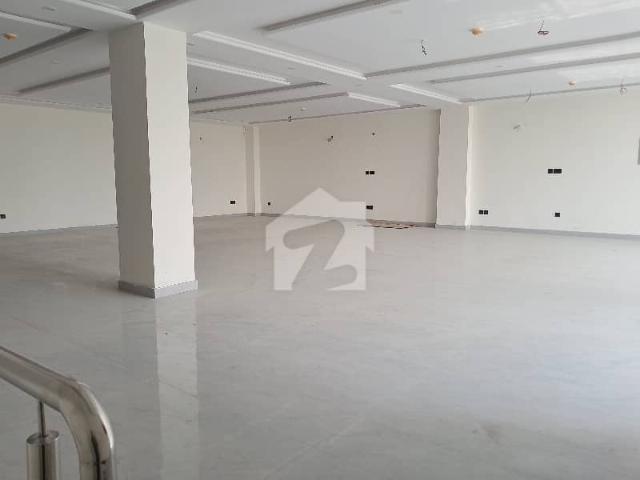 Building for rent in اسلام آباد, زون 1
