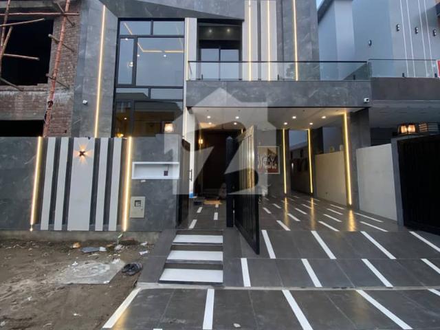 House for sale in لاہور, لاہور ڈویژن