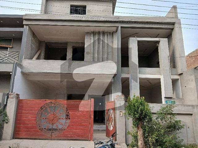 House for sale in Faisalabad, Islamabad Capital Territory