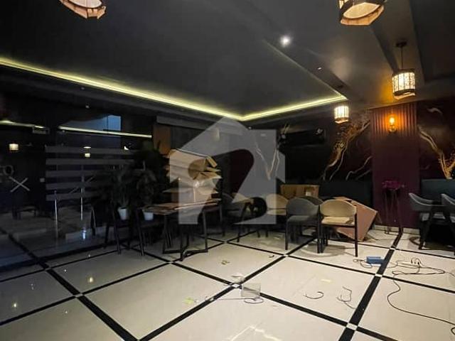 Commercial for rent in لاہور, لاہور ڈویژن