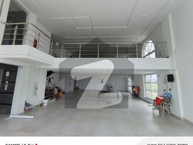 Building for rent in Lahore, Punjab