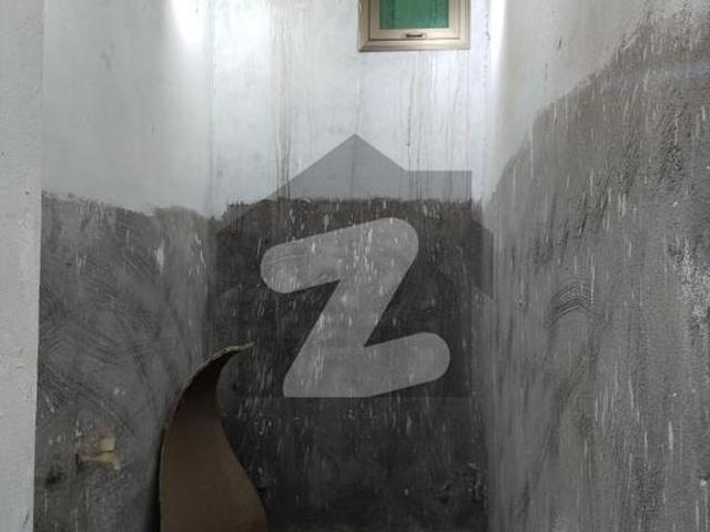 House for sale in سیالکوٹ, گوجرانوالہ ڈویژن