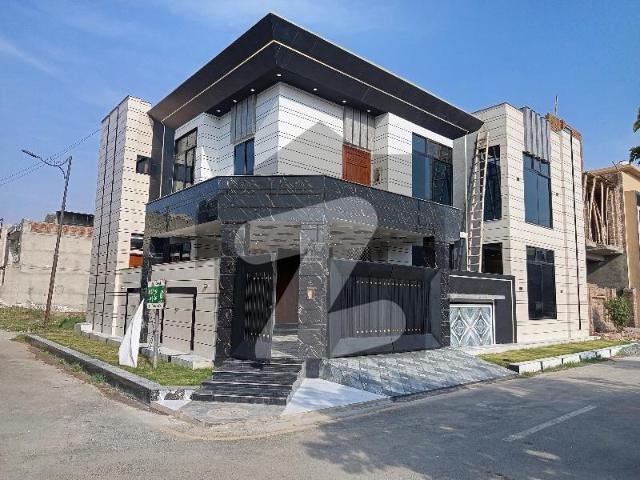 House for sale in Faisalabad, Islamabad Capital Territory