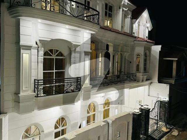 House for sale in Peshawar, North West Frontier Province