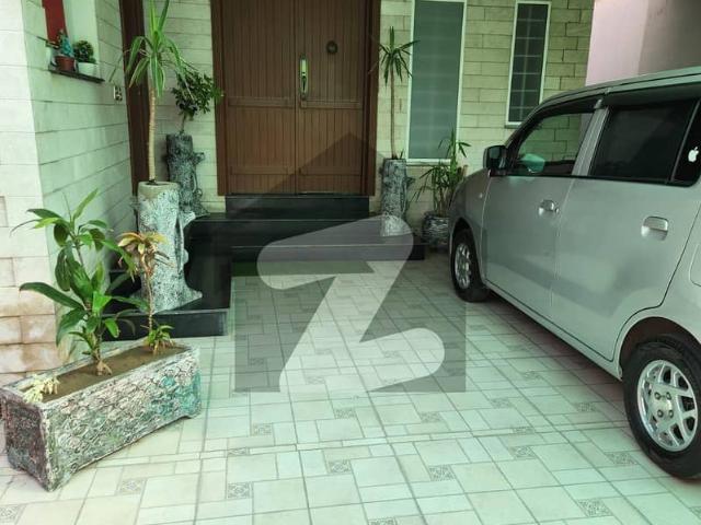 House for sale in Faisalabad, Islamabad Capital Territory