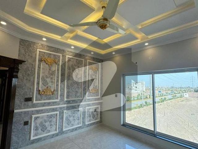 House for sale in Sheikhupura, Islamabad Capital Territory