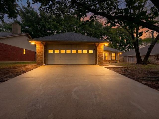 House for sale in Ellis, Texas