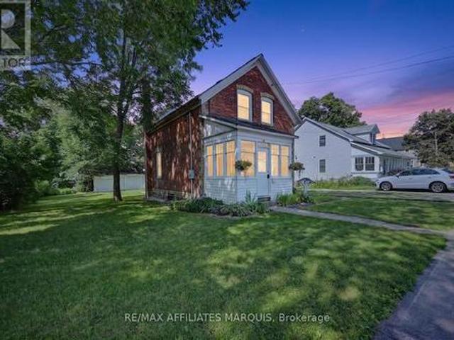 House for sale in Smiths Falls, Ontario