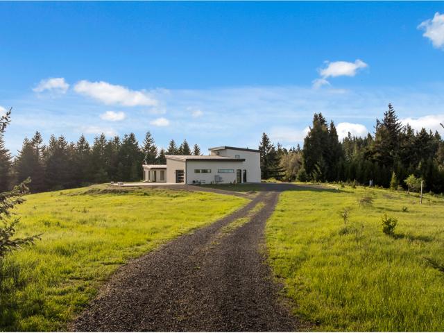 House for sale in White Salmon, Washington