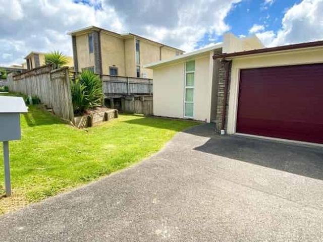 House for rent in Awhitu, Oroua County