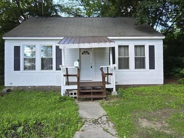 House for sale in Livermore Falls, Maine
