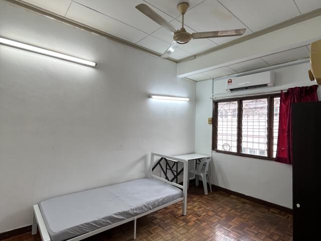 Room for rent in Petaling, Subang Jaya
