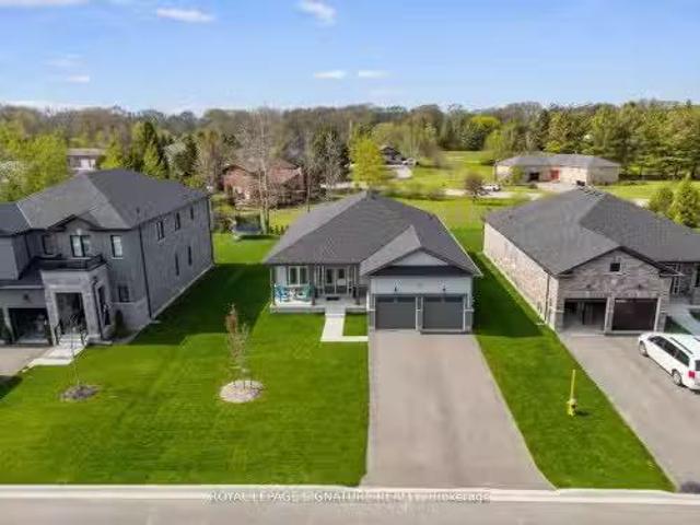 House for sale in Wasaga Beach, Ontario