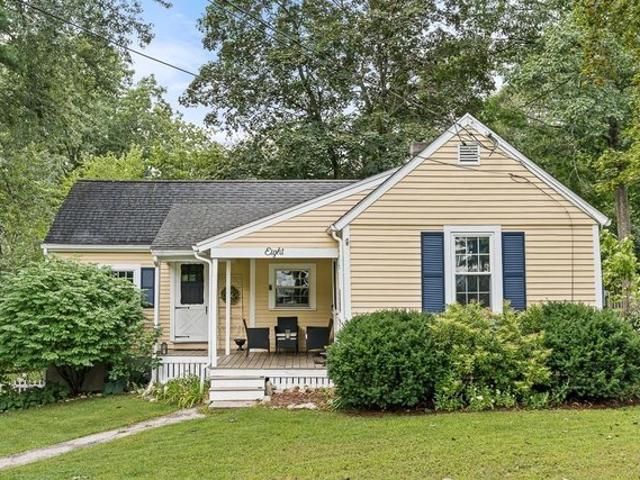 House for sale in Brookside, Westford