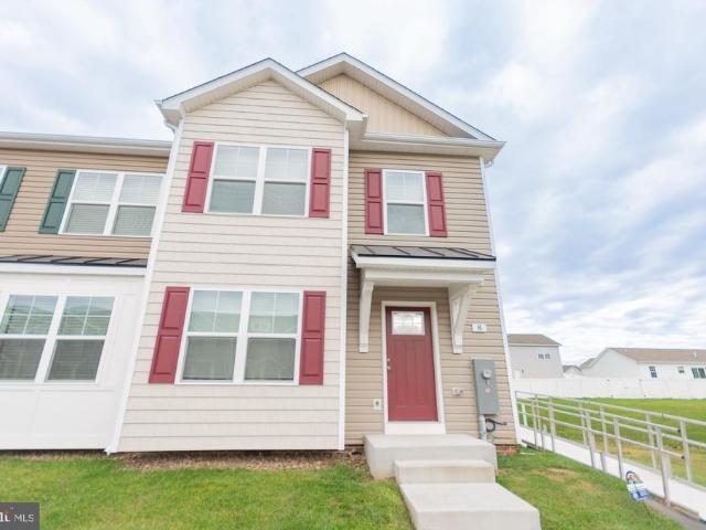 Townhouse for sale in Grubbs Corner, Martinsburg
