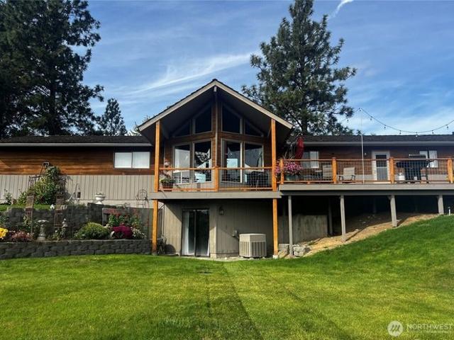 House for sale in Omak, Okanogan County