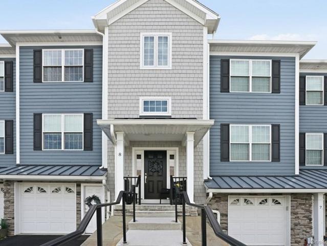 House for sale in Cortlandt Manor, New York