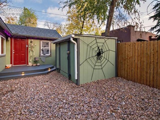 House for sale in Manitou Springs, El Paso County