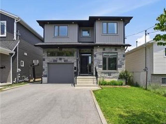 House for sale in Niagara, Ontario