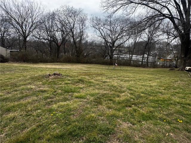 Land for sale in Gladstone, Missouri