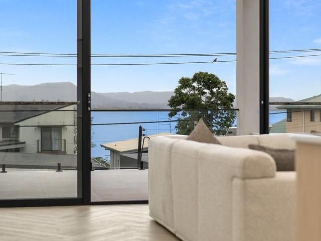 House for rent in Oak Flats Dc, New South Wales