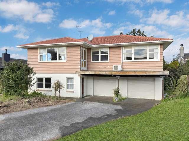 House for sale in Wairau Valley