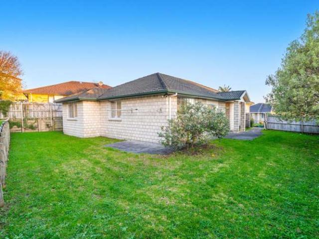 House for sale in Papakura