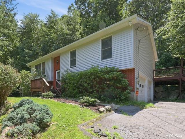 House for sale in New Fairfield, Connecticut