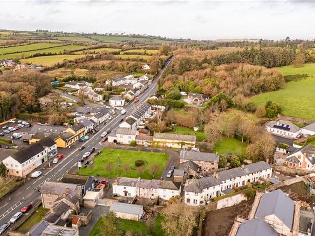 Terraced House for sale in Ardee, North Tipperary