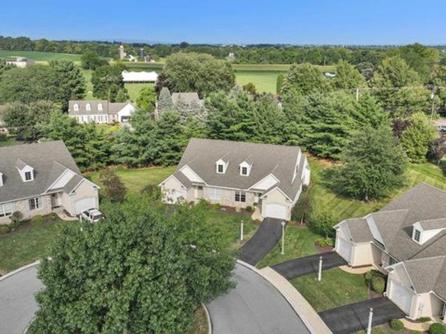 Townhouse for sale in Lancaster, Pennsylvania