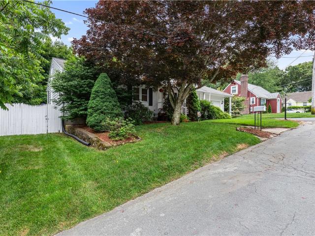 House for sale in Smithfield, Rhode Island